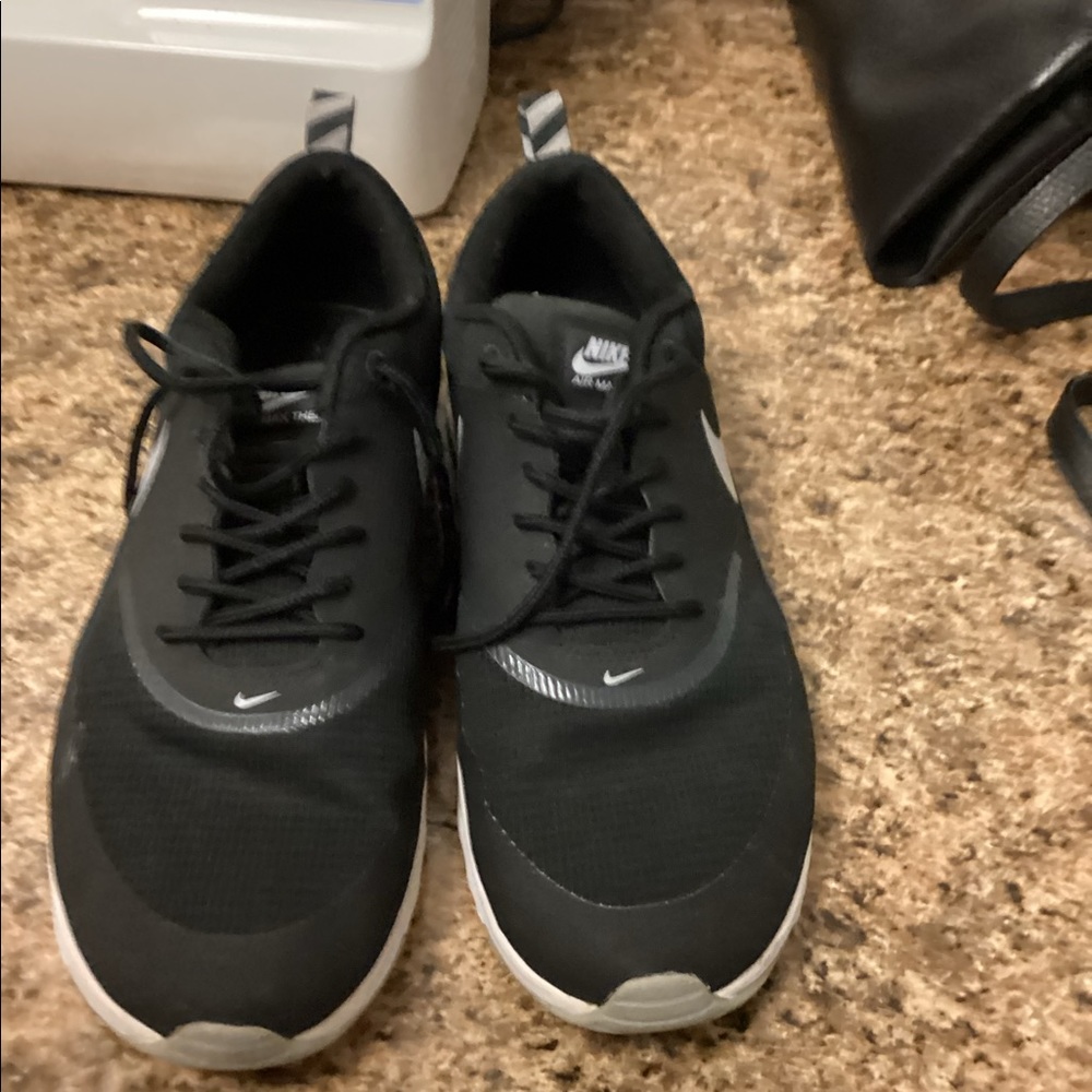 Womens Nike   Size 10.  Worn very little.